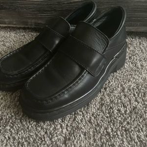 Women’s Dr.Martens Size 7 (5 UK) never worn.